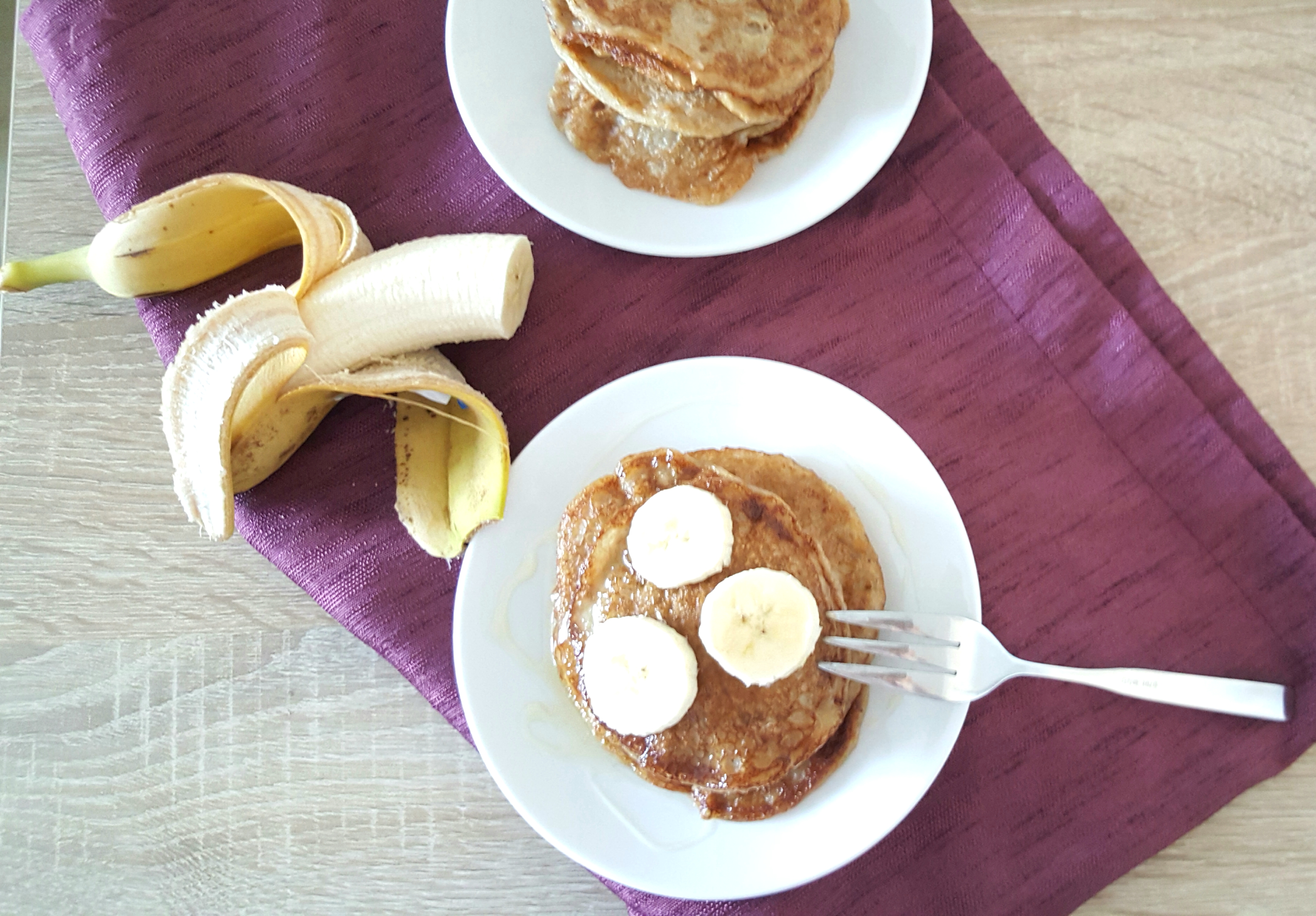 wegańskie placuszki bananowe