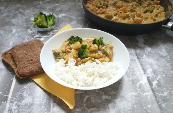 Warzywa w sosie - wegańskie